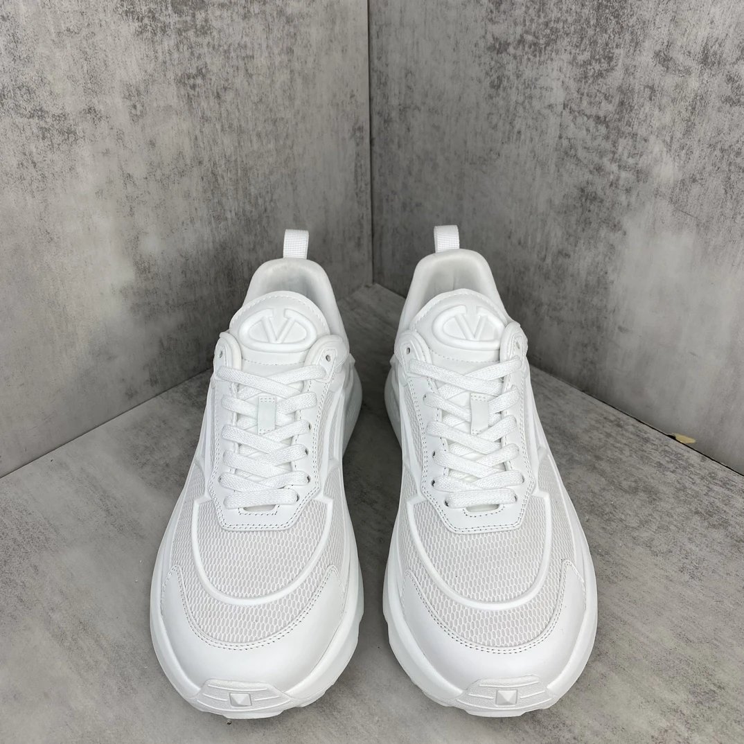 Chunky Mesh Sneakers True Act Arctic White - Gallery Image 4 - Detailed View