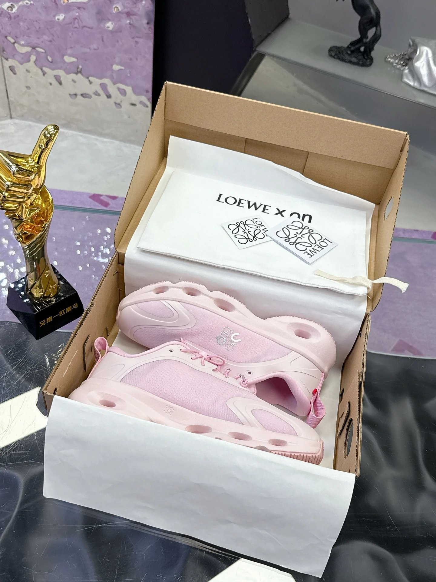 Loewe x On 3.0 Cloudventure Sneakers Pink - Gallery Image 2 - Detailed View