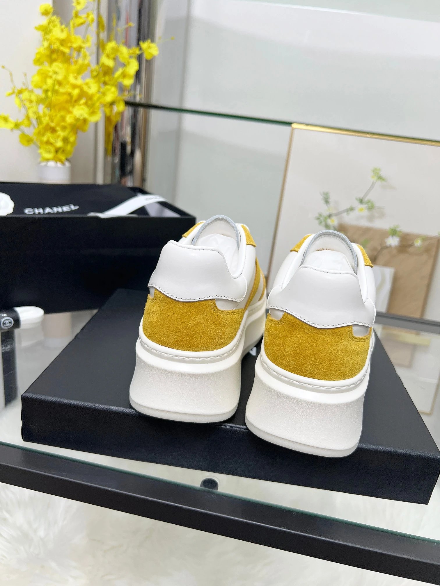 Chanel 25C Spring Sneakers Yellow - Gallery Image 9 - Detailed View