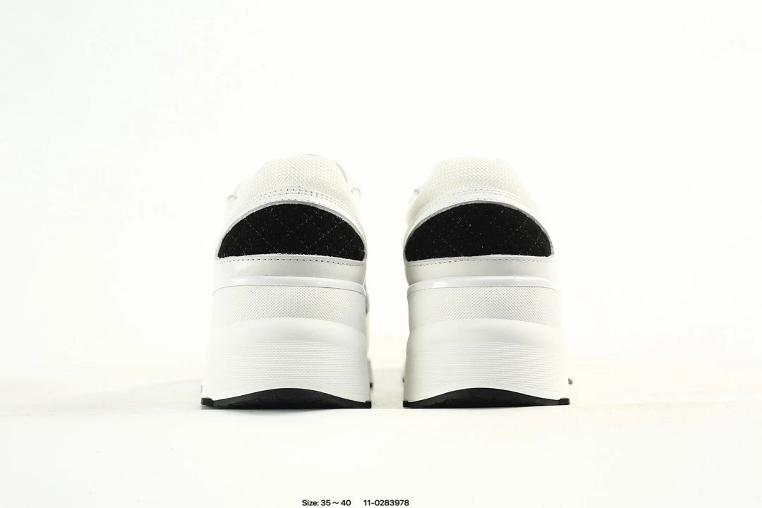 Low Top Calfskin Lace Up Chunky Sneakers Ivory White - Gallery Image 8 - Detailed View