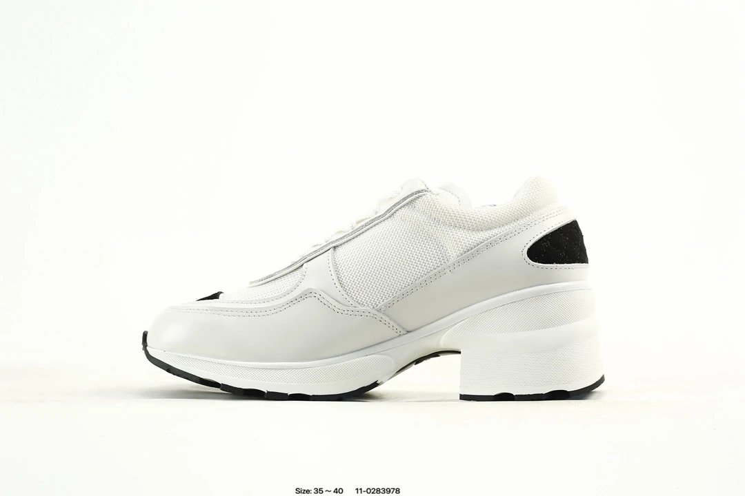 Low Top Calfskin Lace Up Chunky Sneakers Ivory White - Gallery Image 4 - Detailed View