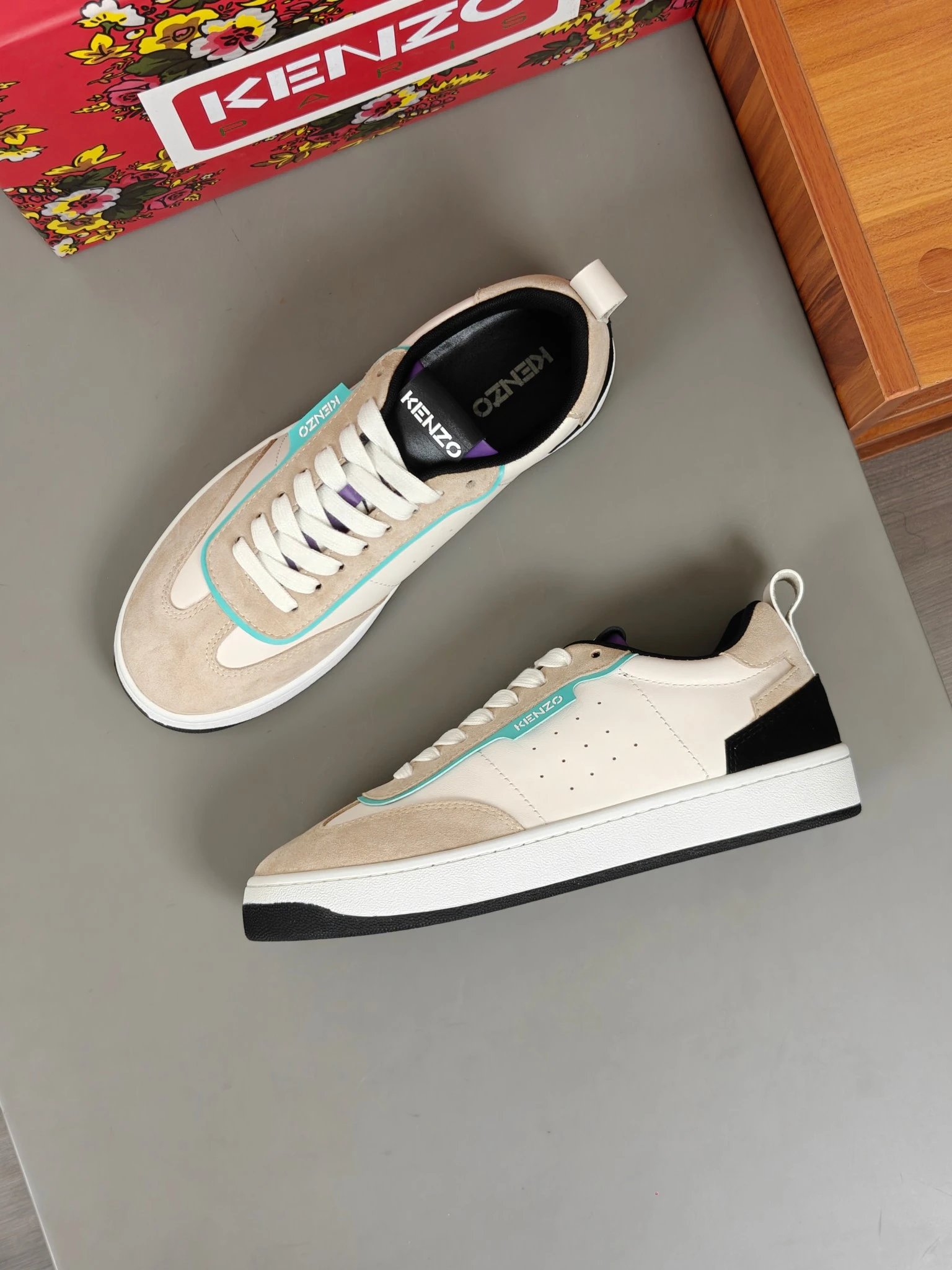 Kenzo Classic Sneakers Beige - Gallery Image 3 - Detailed View