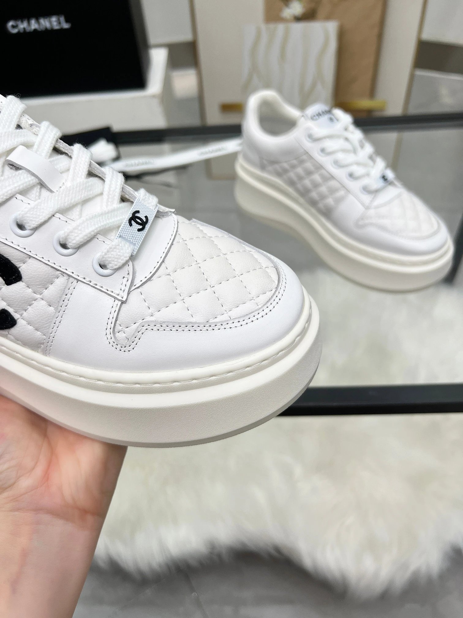 Chanel 25C Spring Summer Sneakers White - Gallery Image 7 - Detailed View
