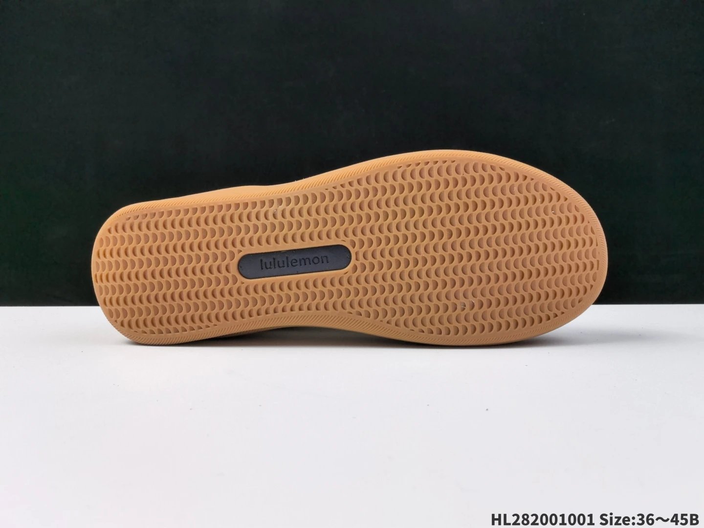 Lululemon Cityverse Low Sneakers White Black - Gallery Image 5 - Detailed View