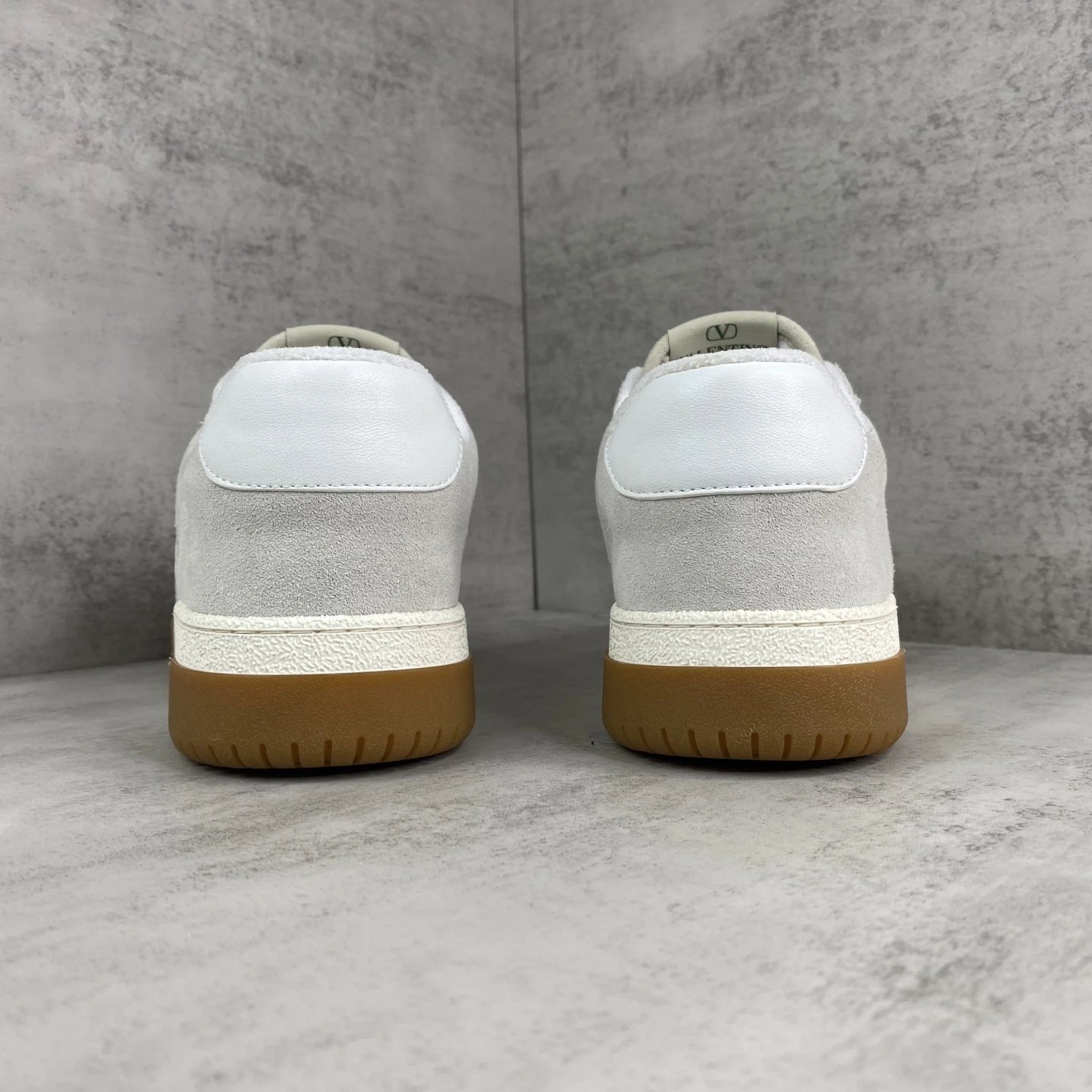 Joie de Jouer Leather Sneakers Ivory White - Gallery Image 5 - Detailed View