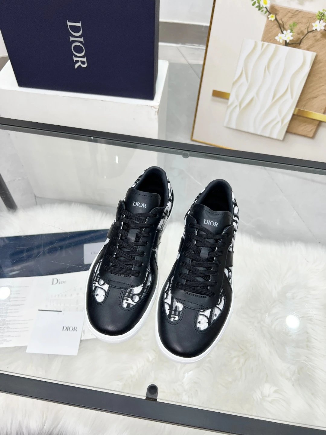 Dior B01 Sneakers Black - Gallery Image 2 - Detailed View