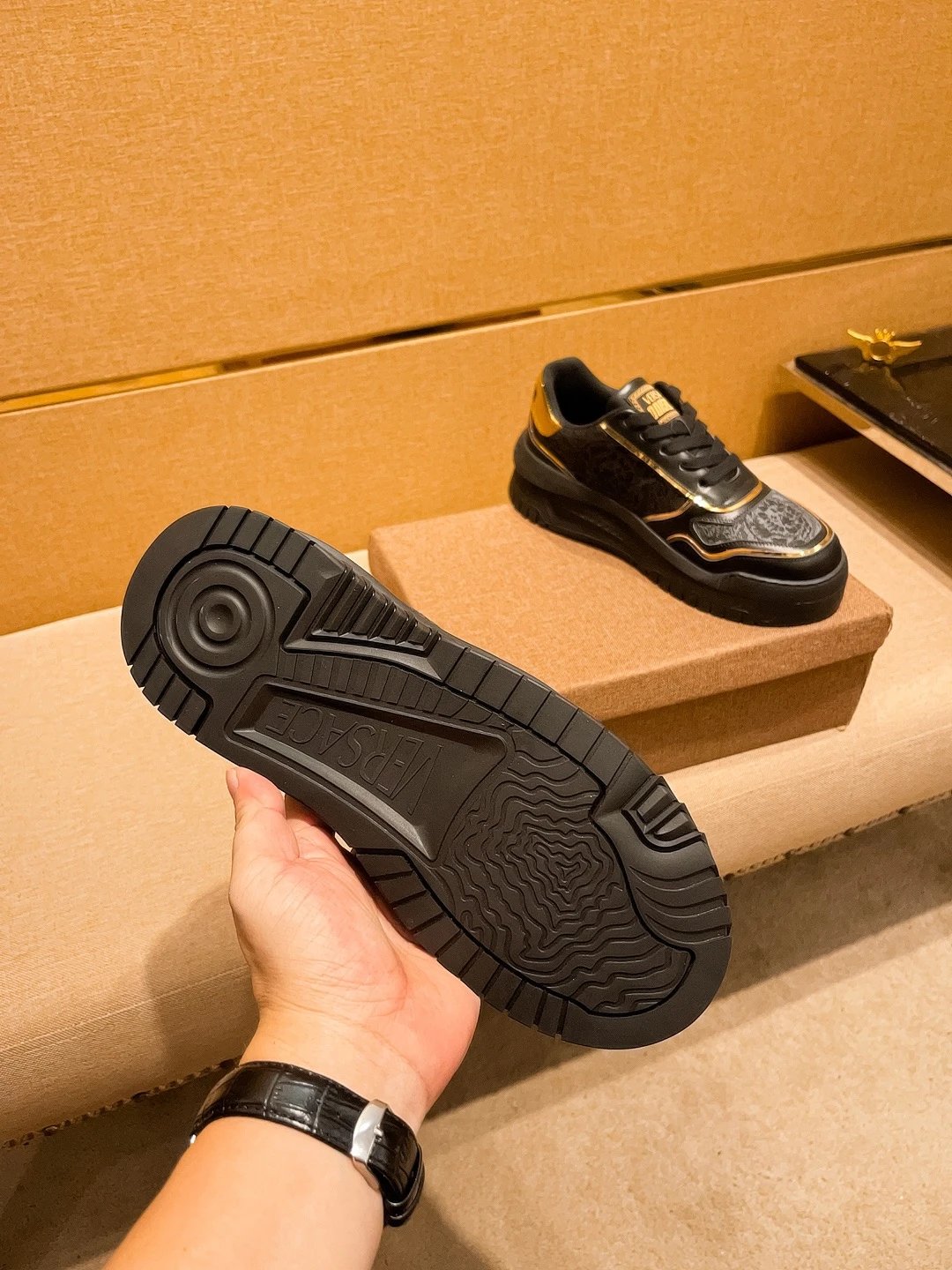 Luxury Leather Sneakers Black Gold - Gallery Image 8 - Detailed View