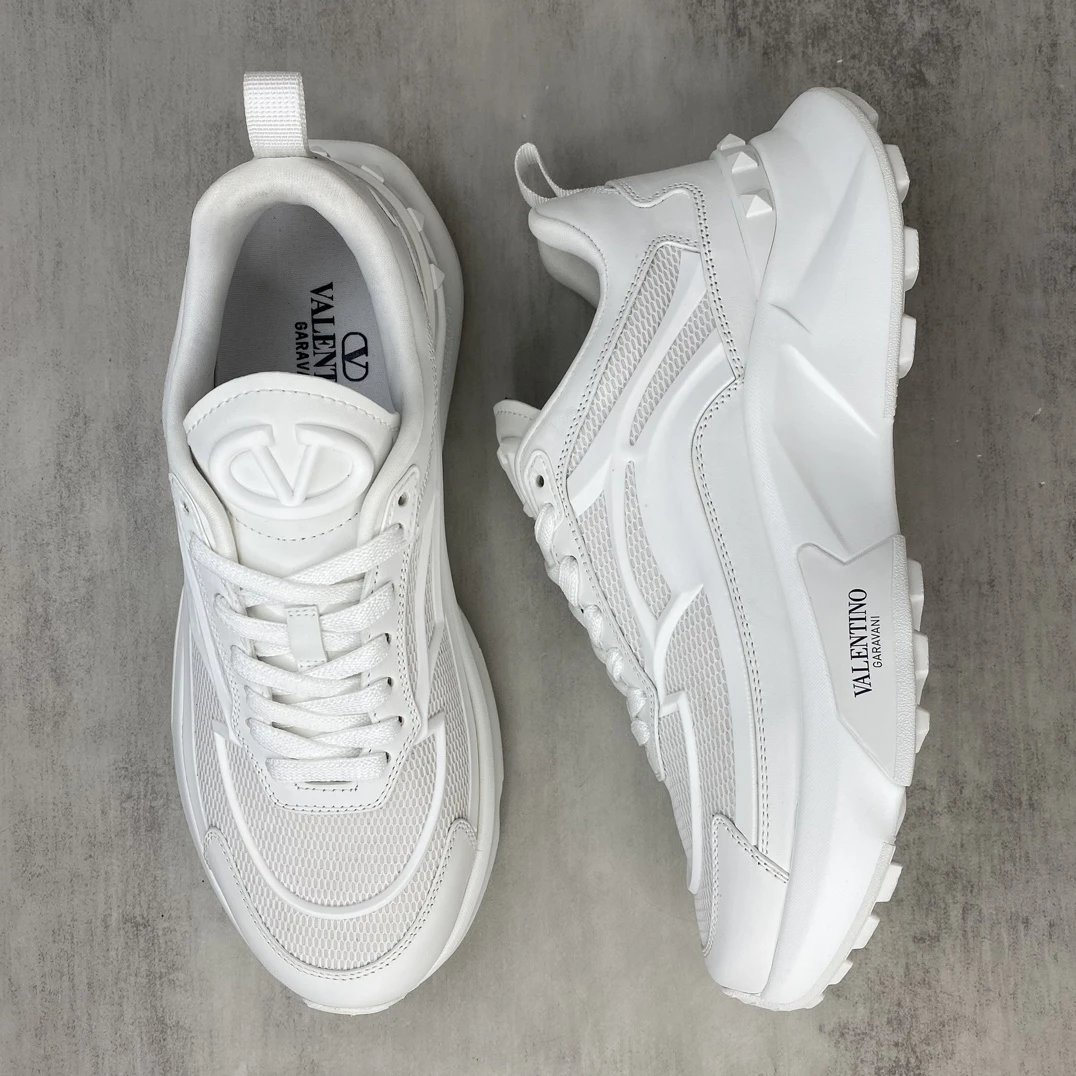 Chunky Mesh Sneakers True Act Arctic White - Gallery Image 3 - Detailed View