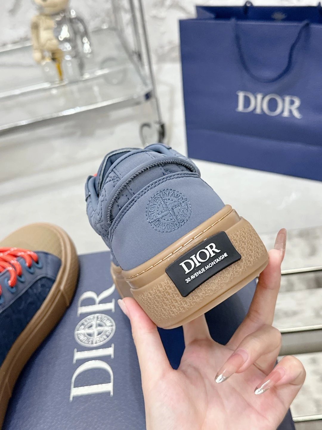 Casual Sneakers Satin Slate - Gallery Image 9 - Detailed View