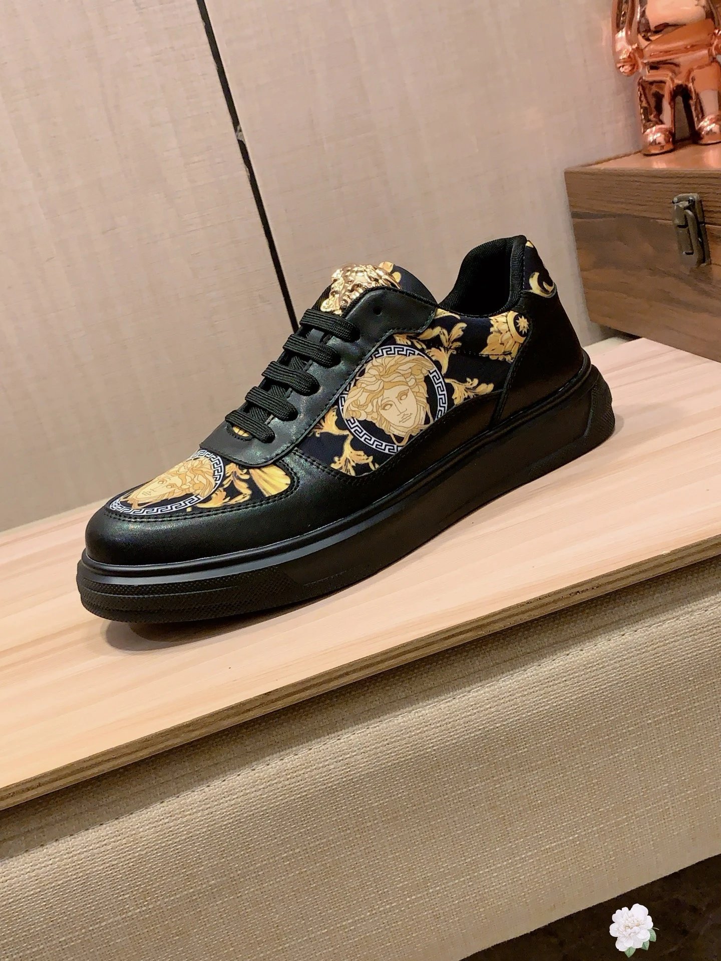 Baroque Leather Low Top Sneakers Black Gold - Gallery Image 9 - Detailed View