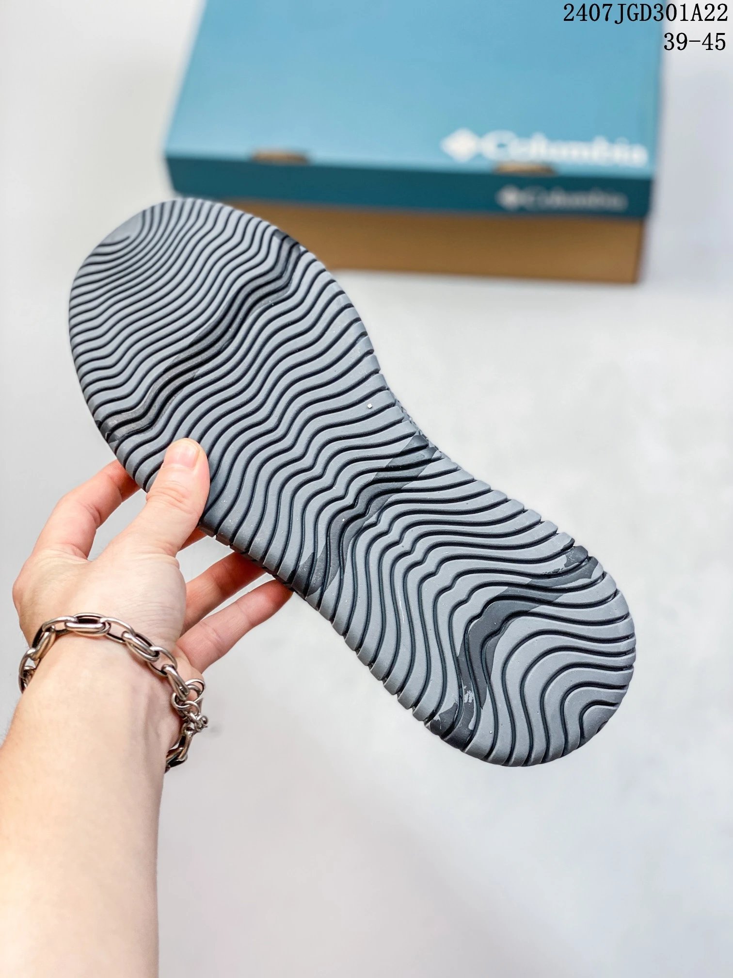 Summer Mesh Hiking Sneakers Charcoal Grey - Gallery Image 5 - Detailed View