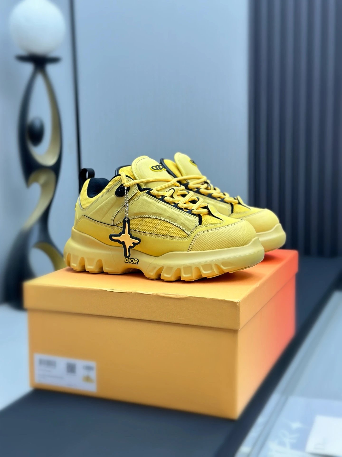 Dior x Levis Hamilton Sneakers Yellow - Gallery Image 3 - Detailed View