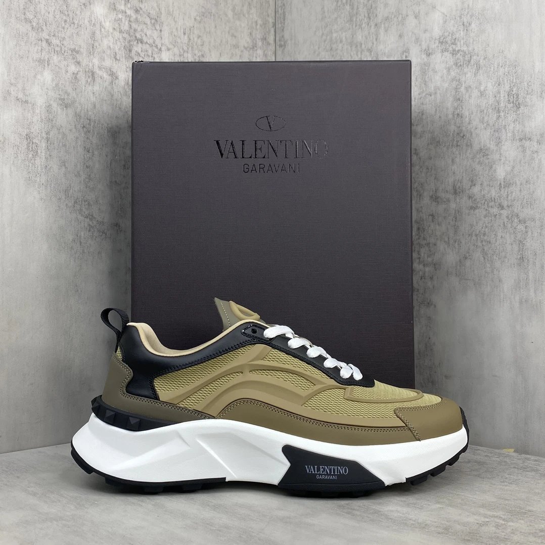 Chunky Mesh Sneakers True Act Olive Black - Gallery Image 1 - Detailed View
