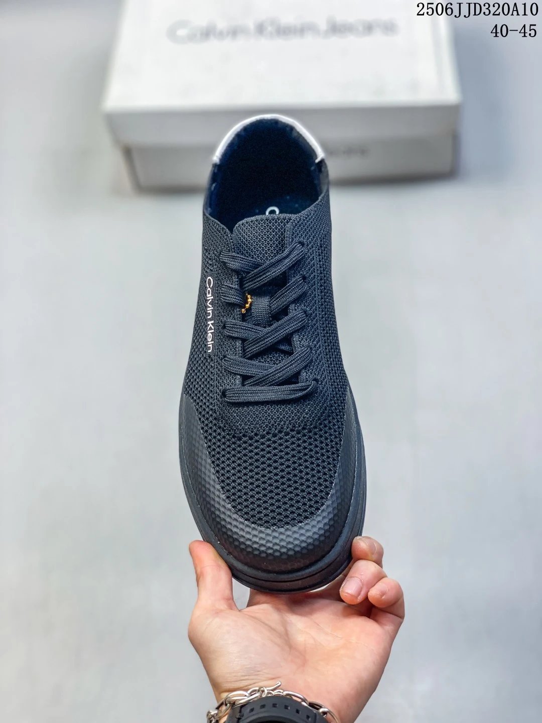 Mesh Round Toe Lace-Up Low Top Sneakers Midnight Navy - Gallery Image 2 - Detailed View