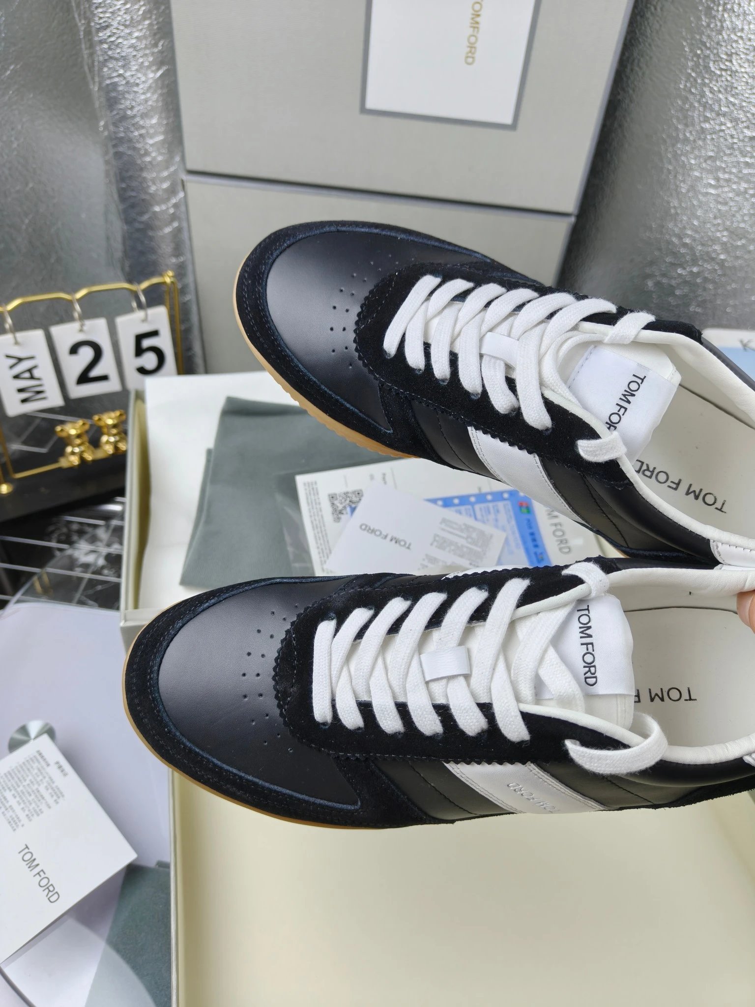 Retro Leather Sneakers Midnight Navy - Gallery Image 7 - Detailed View