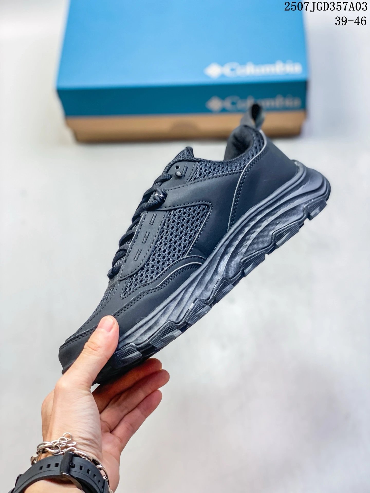 Lightweight Mesh Hiking Sneakers Steel Blue - Gallery Image 3 - Detailed View