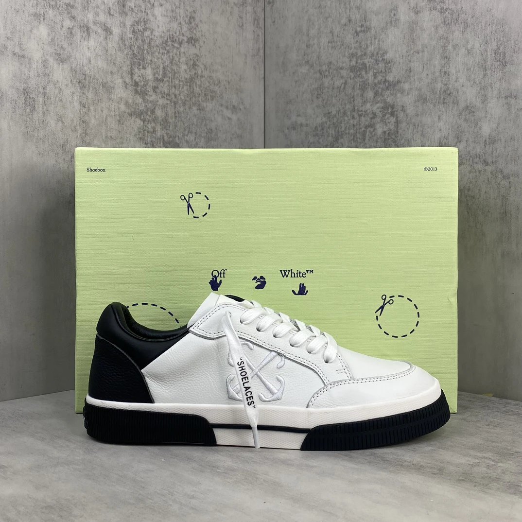 Low Vulcanized Canvas Sneakers Rubber Sole Leather Lining White Black - Gallery Image 1 - Detailed View