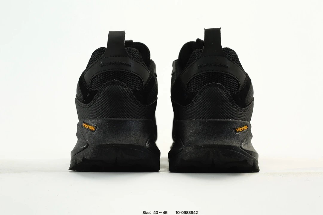 Trail Hiking Sneakers Vibram Sole Jet Black - Gallery Image 7 - Detailed View
