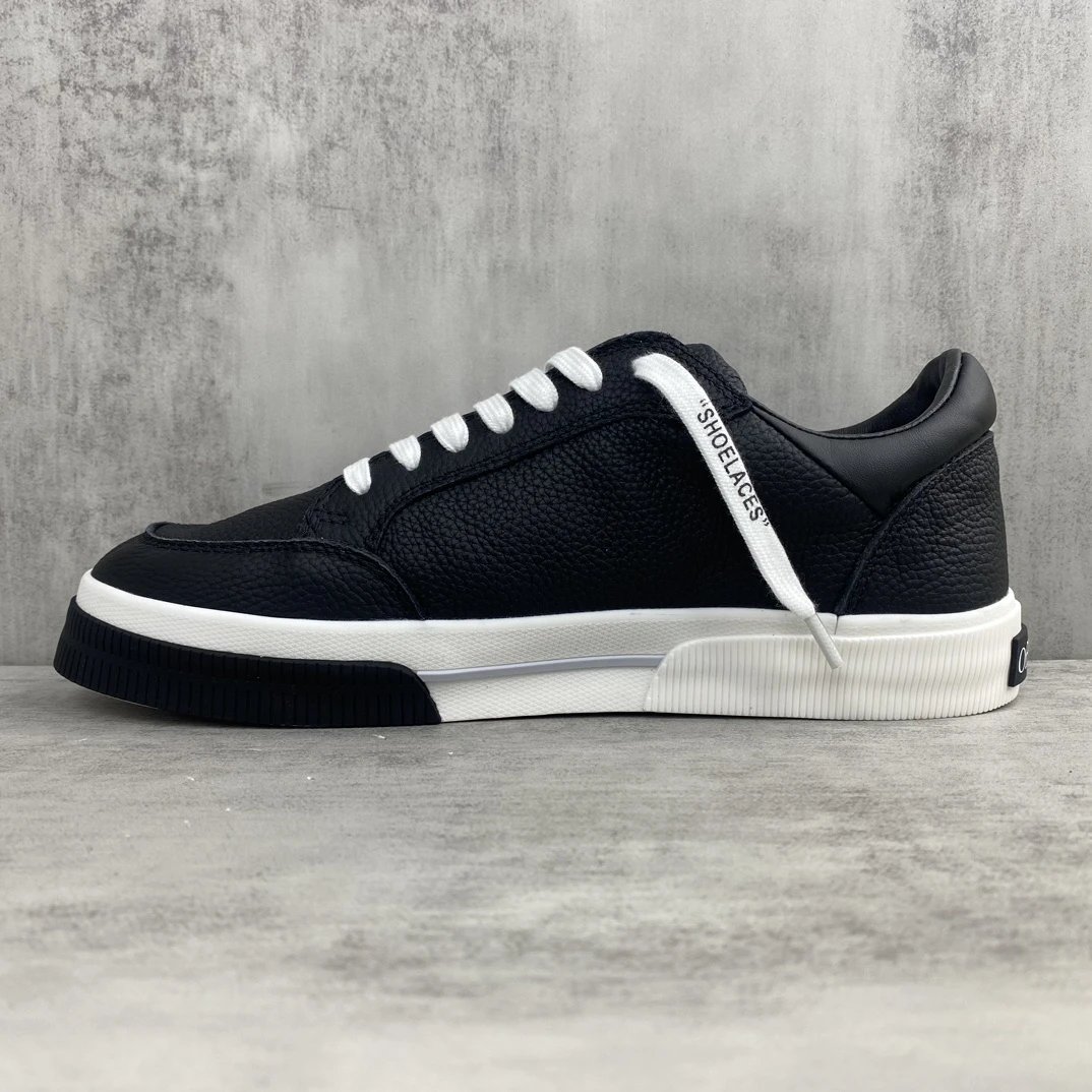 Low Vulcanized Canvas Sneakers Leather Lining Ebony Black - Gallery Image 7 - Detailed View