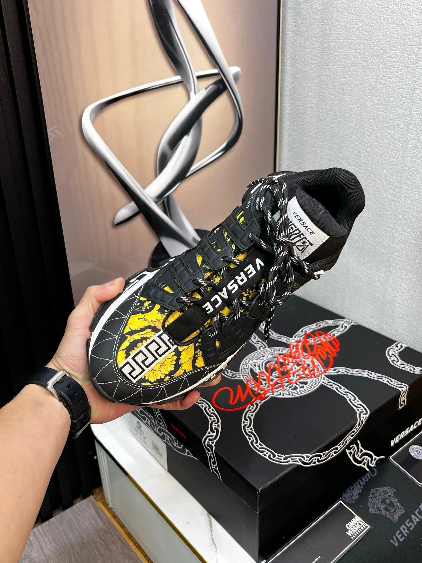 Baroque Leather Runner Sneakers Noir Gold - Gallery Image 2 - Detailed View