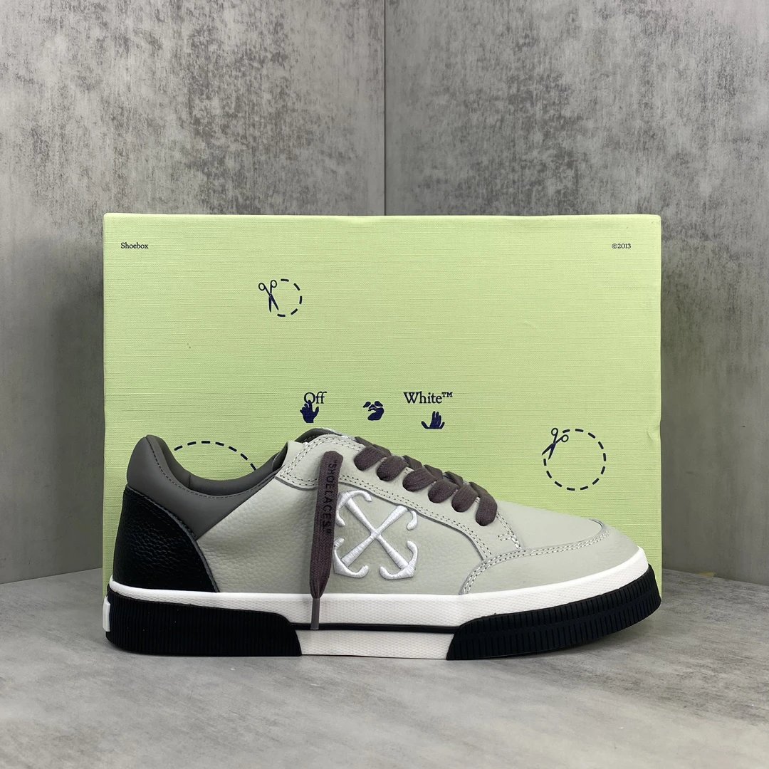 Low Vulcanized Canvas Sneakers Leather Lining Ash Grey - Gallery Image 1 - Detailed View