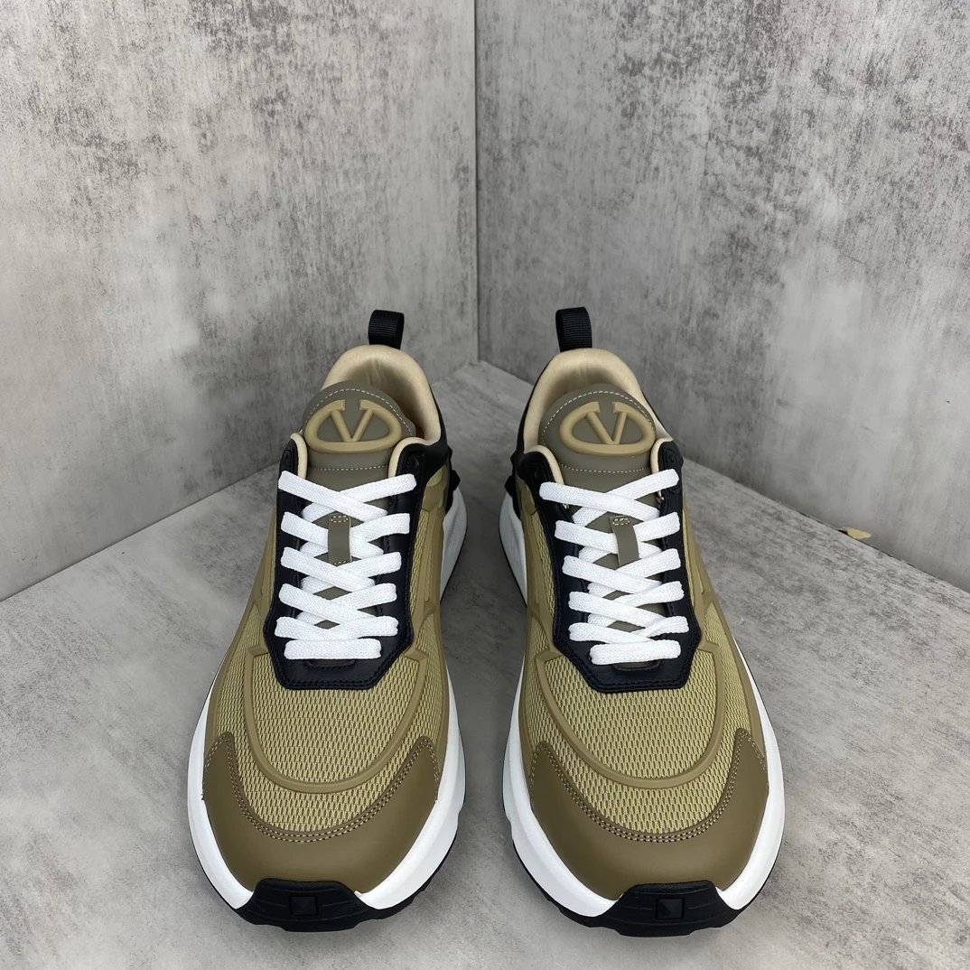 Chunky Mesh Sneakers True Act Olive Black - Gallery Image 4 - Detailed View