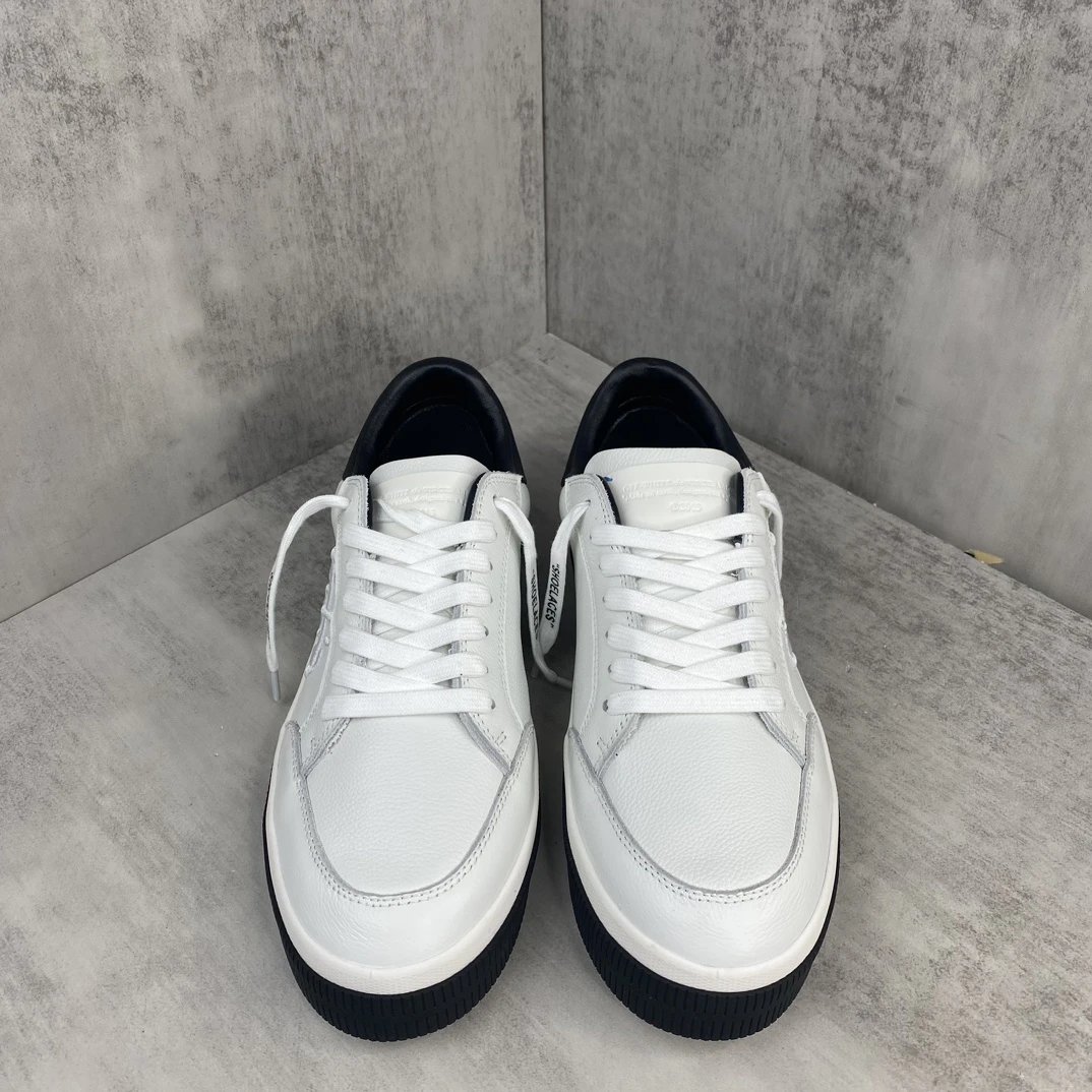 Low Vulcanized Canvas Sneakers Rubber Sole Leather Lining White Black - Gallery Image 4 - Detailed View