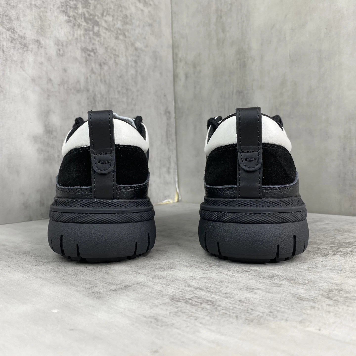 25SS Panda Low Top Sneakers Leather Black Ivory - Gallery Image 5 - Detailed View