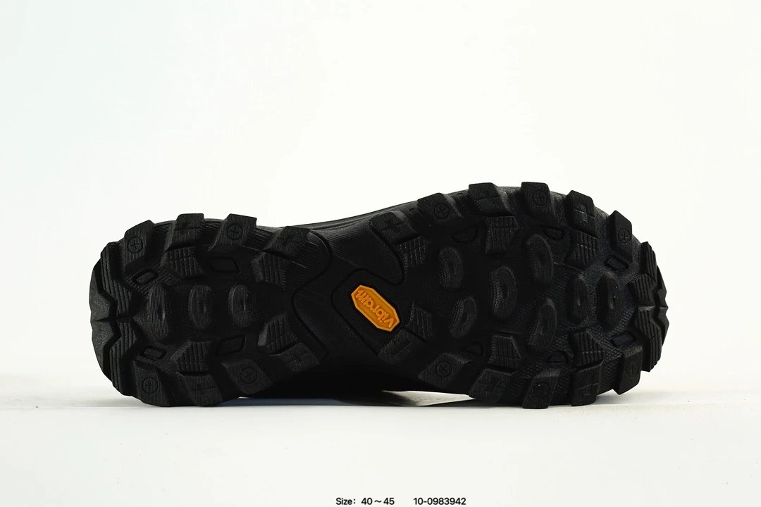 Trail Hiking Sneakers Vibram Sole Jet Black - Gallery Image 6 - Detailed View