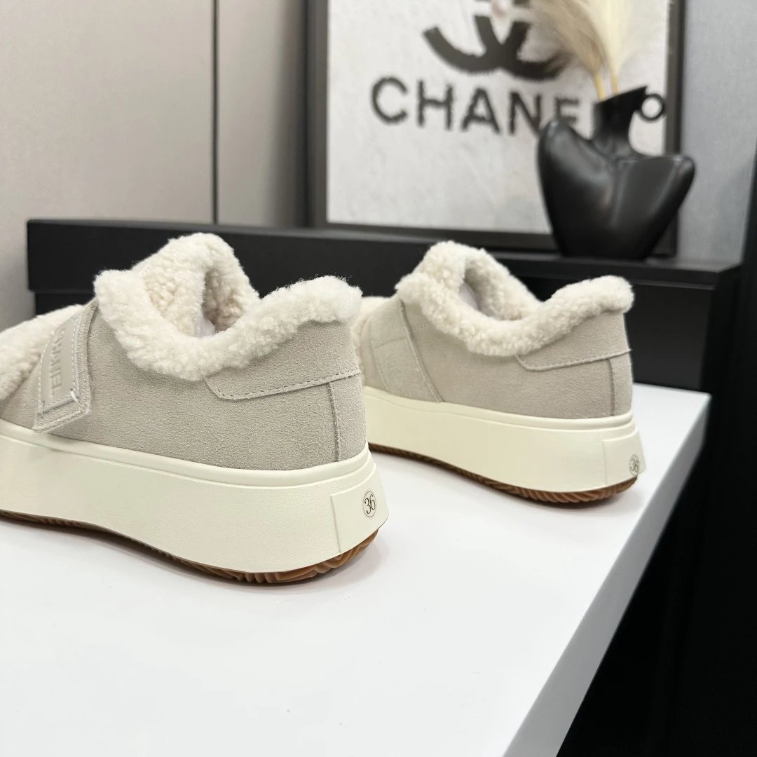 Chanel Shearling Panda Sneaker White - Gallery Image 6 - Detailed View