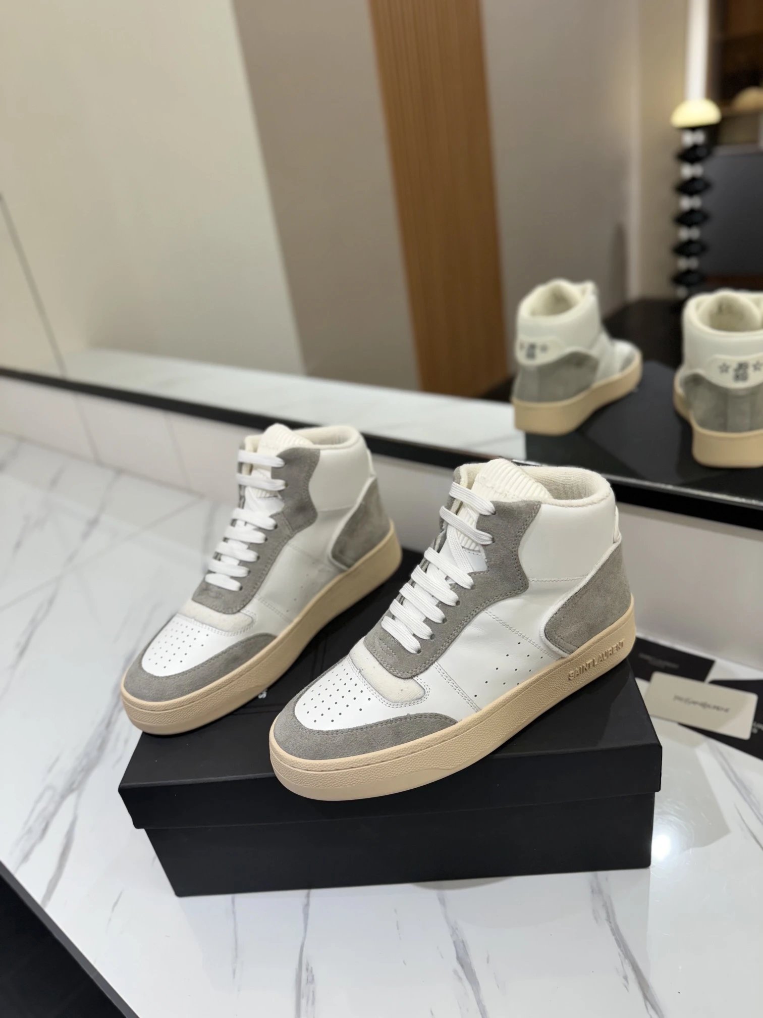 Saint Laurent SL61 Sneakers White Grey - Gallery Image 2 - Detailed View