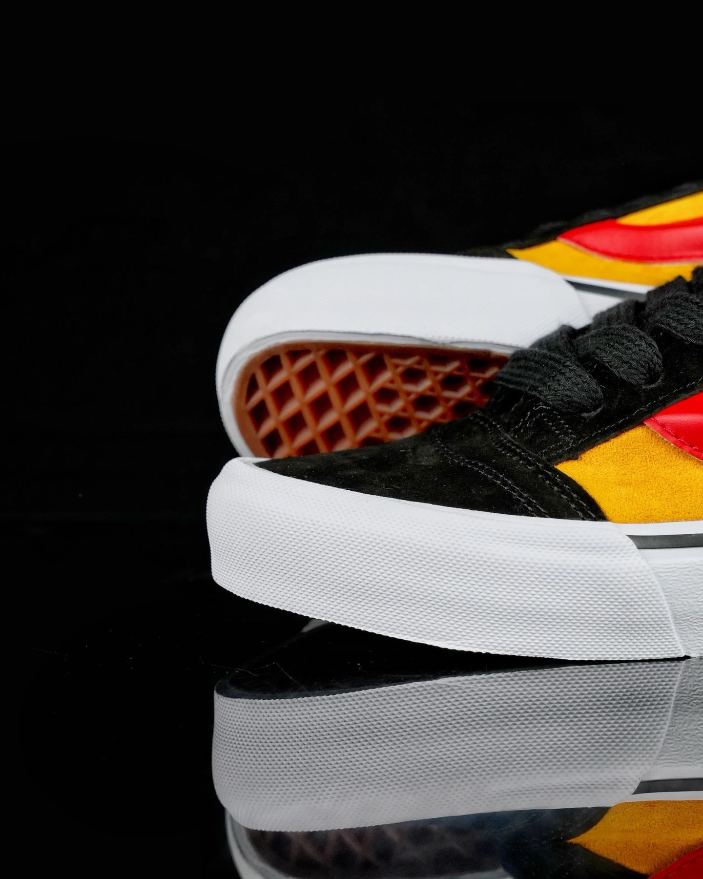 Retro Suede Skate Shoes Amber Glow - Gallery Image 9 - Detailed View