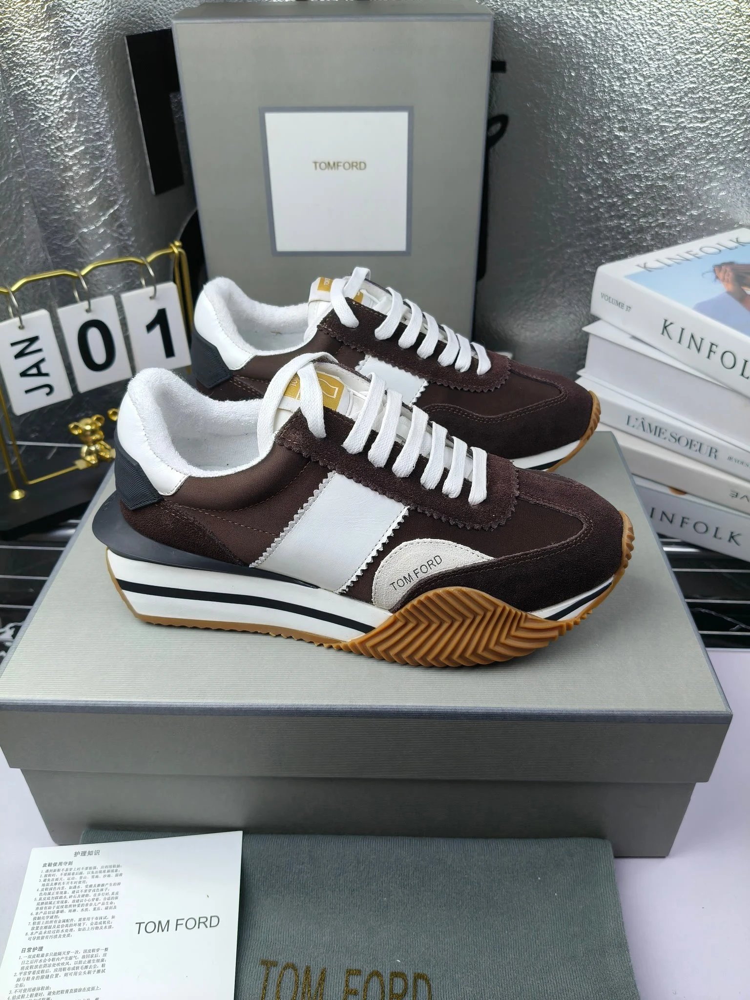 Retro Cowhide Platform Sneakers Coffee Brown - Gallery Image 2 - Detailed View