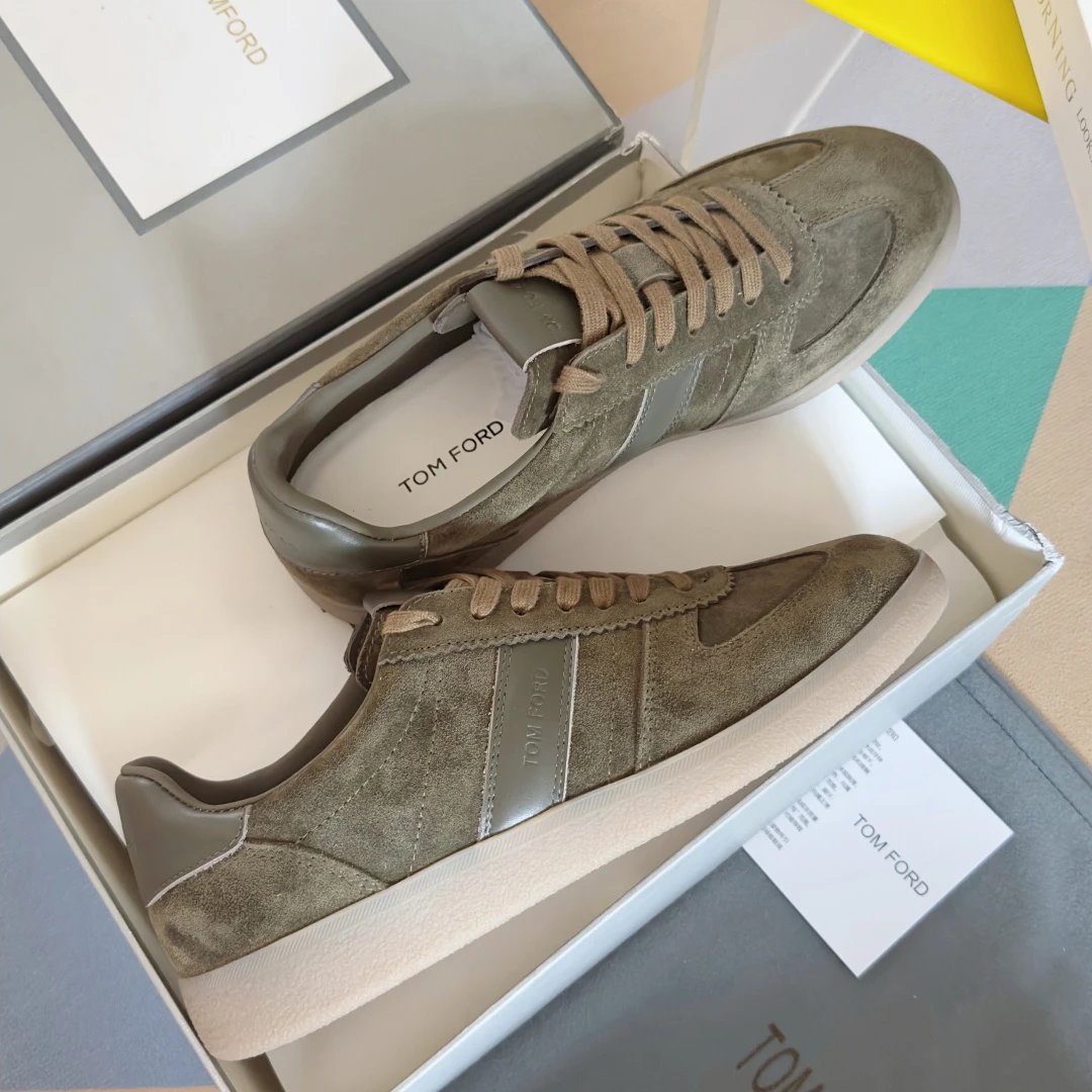 Suede Leather Trainer Sneakers Olive Green - Gallery Image 5 - Detailed View