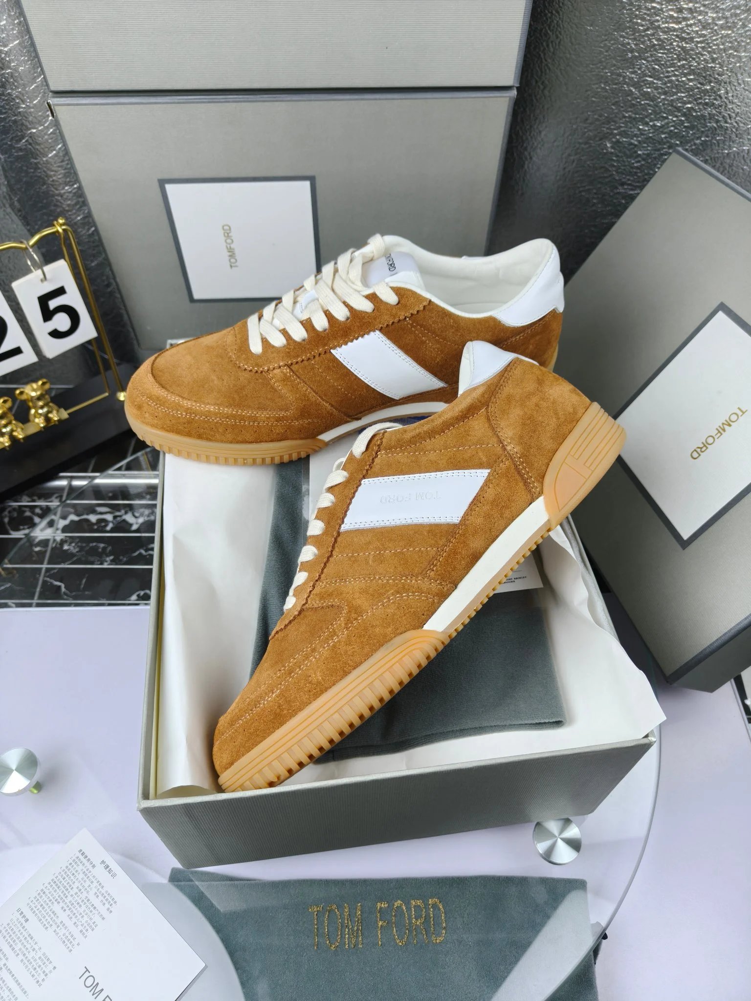 Suede Leather Sneakers Retro Casual Amber Brown - Gallery Image 6 - Detailed View