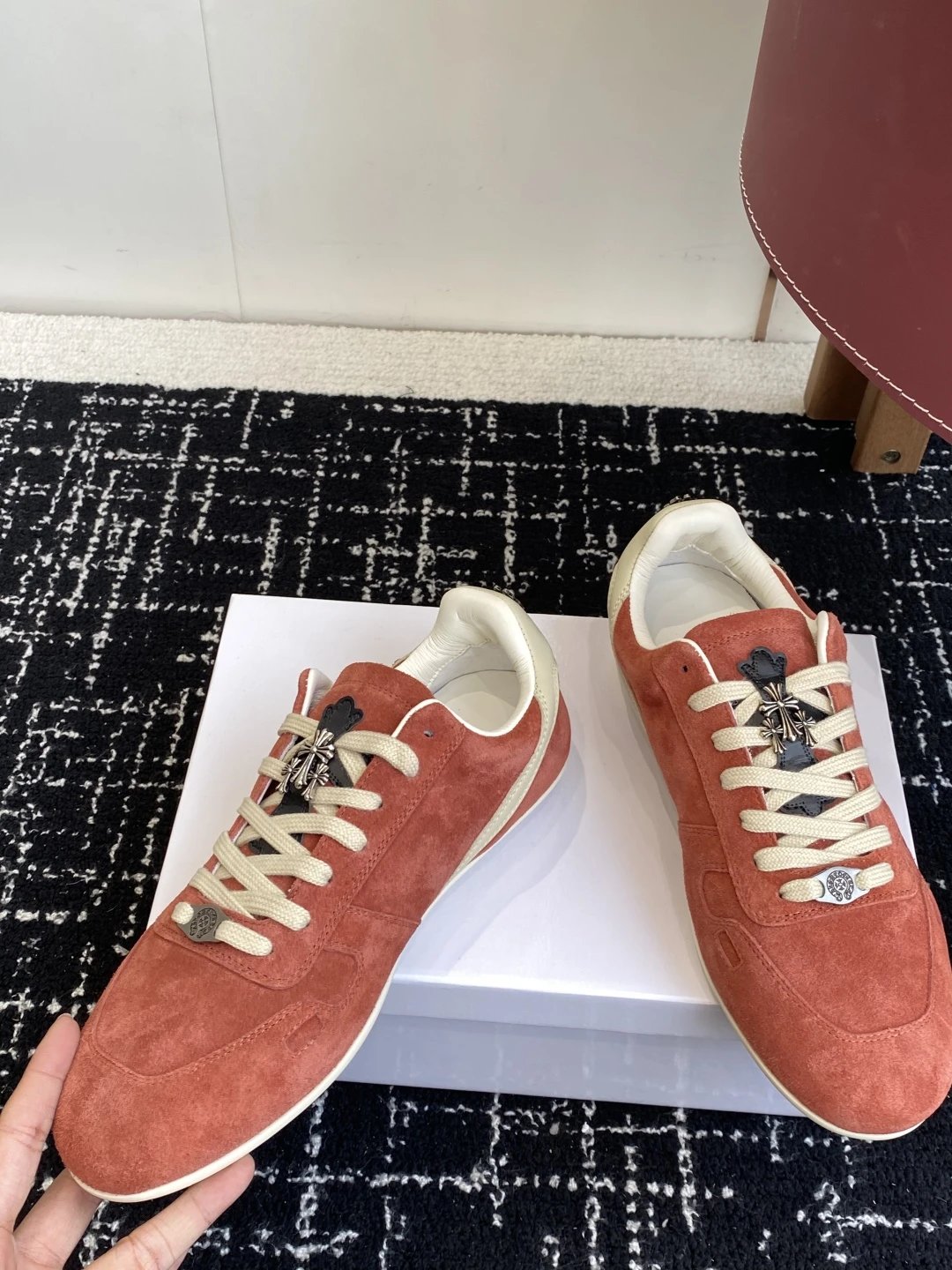 Vintage Suede Trainer Rust Ivory - Gallery Image 6 - Detailed View