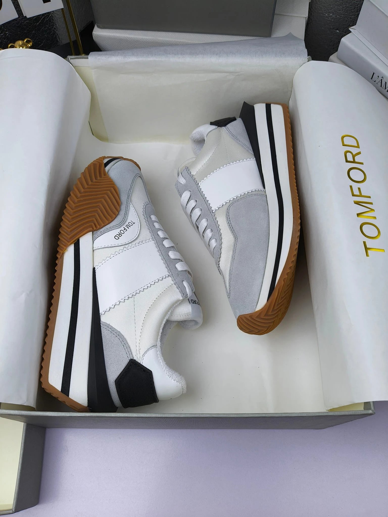 Retro Luxe Leather Platform Sneakers Ivory White - Gallery Image 7 - Detailed View