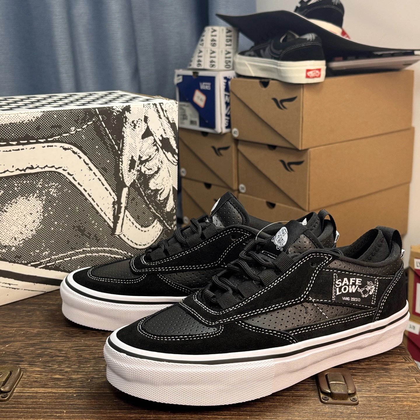 Low Top Suede Skate Sneakers Onyx Black - Gallery Image 9 - Detailed View