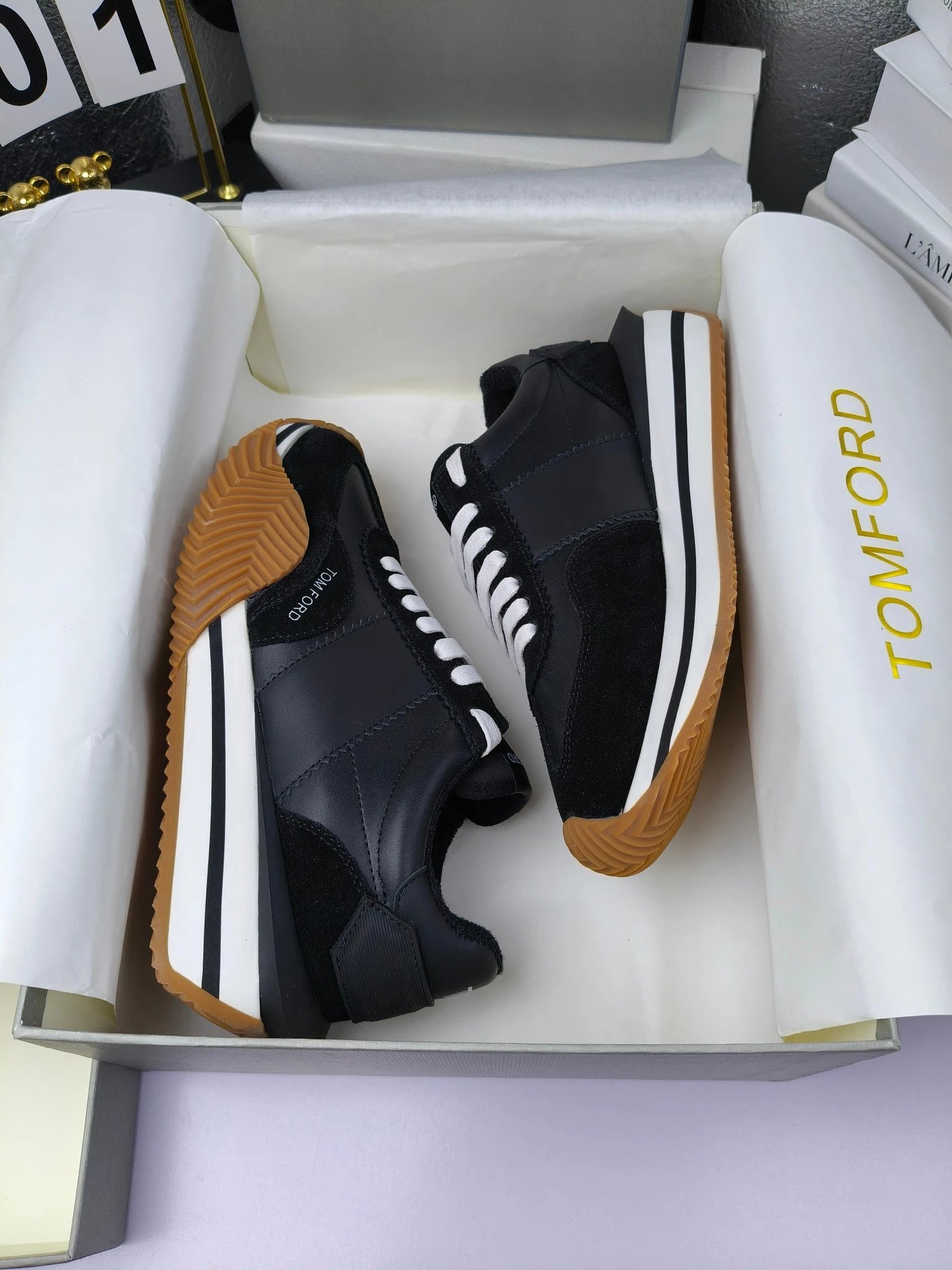Vintage Leather Platform Sneakers Midnight Black - Gallery Image 8 - Detailed View