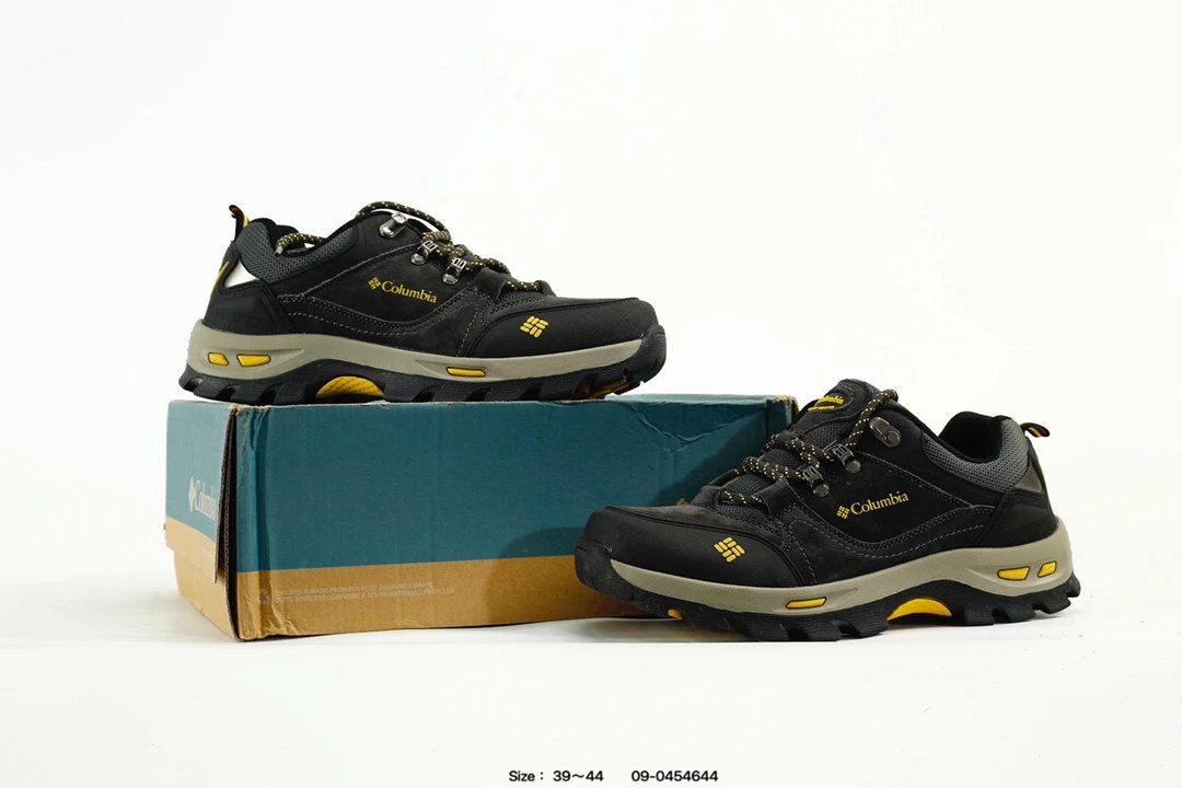 Men's Outdoor Hiking Trek Shoes Ochre Black - Gallery Image 9 - Detailed View