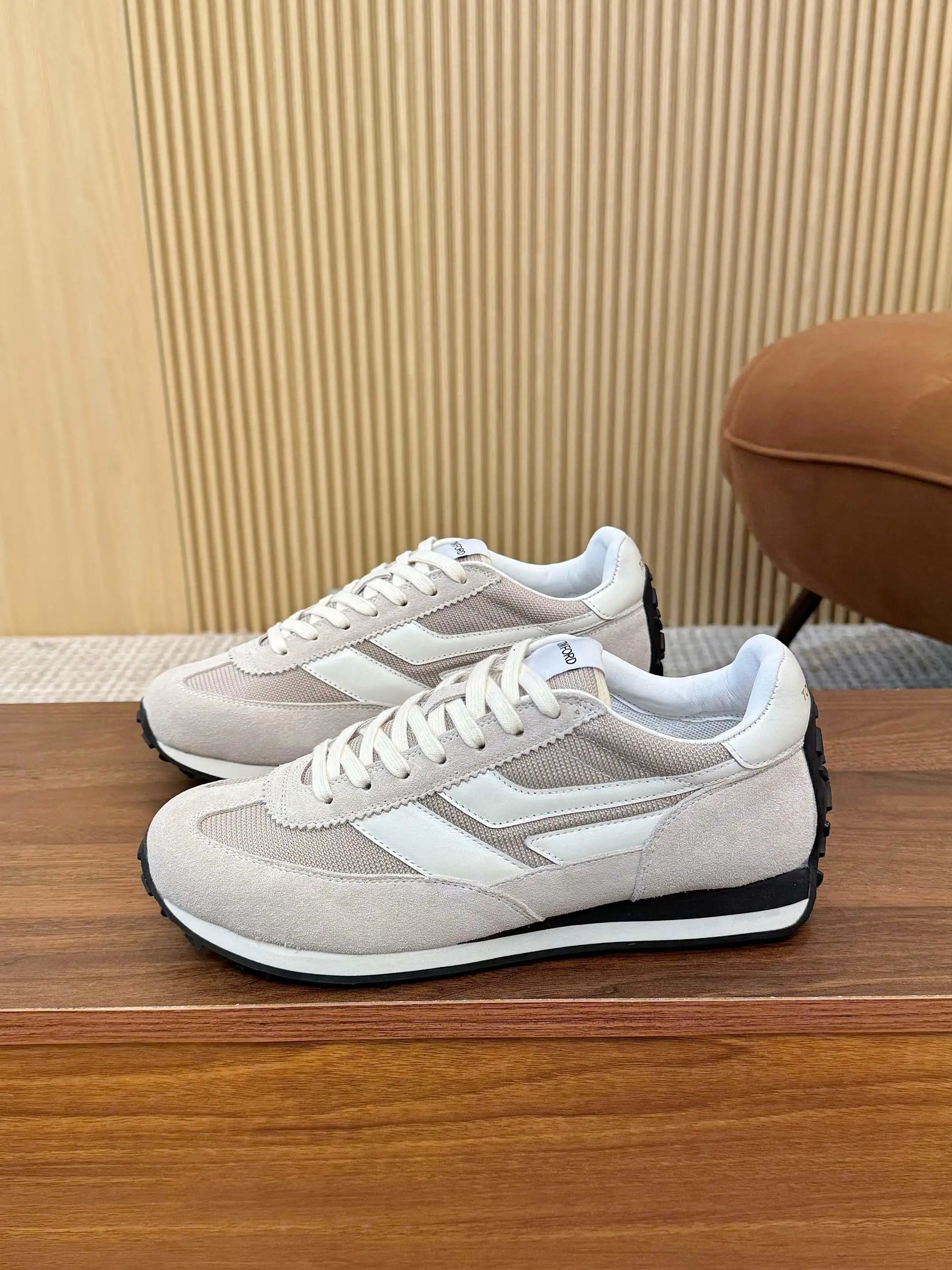 Retro Suede Mesh Sneakers Ivory - Gallery Image 3 - Detailed View