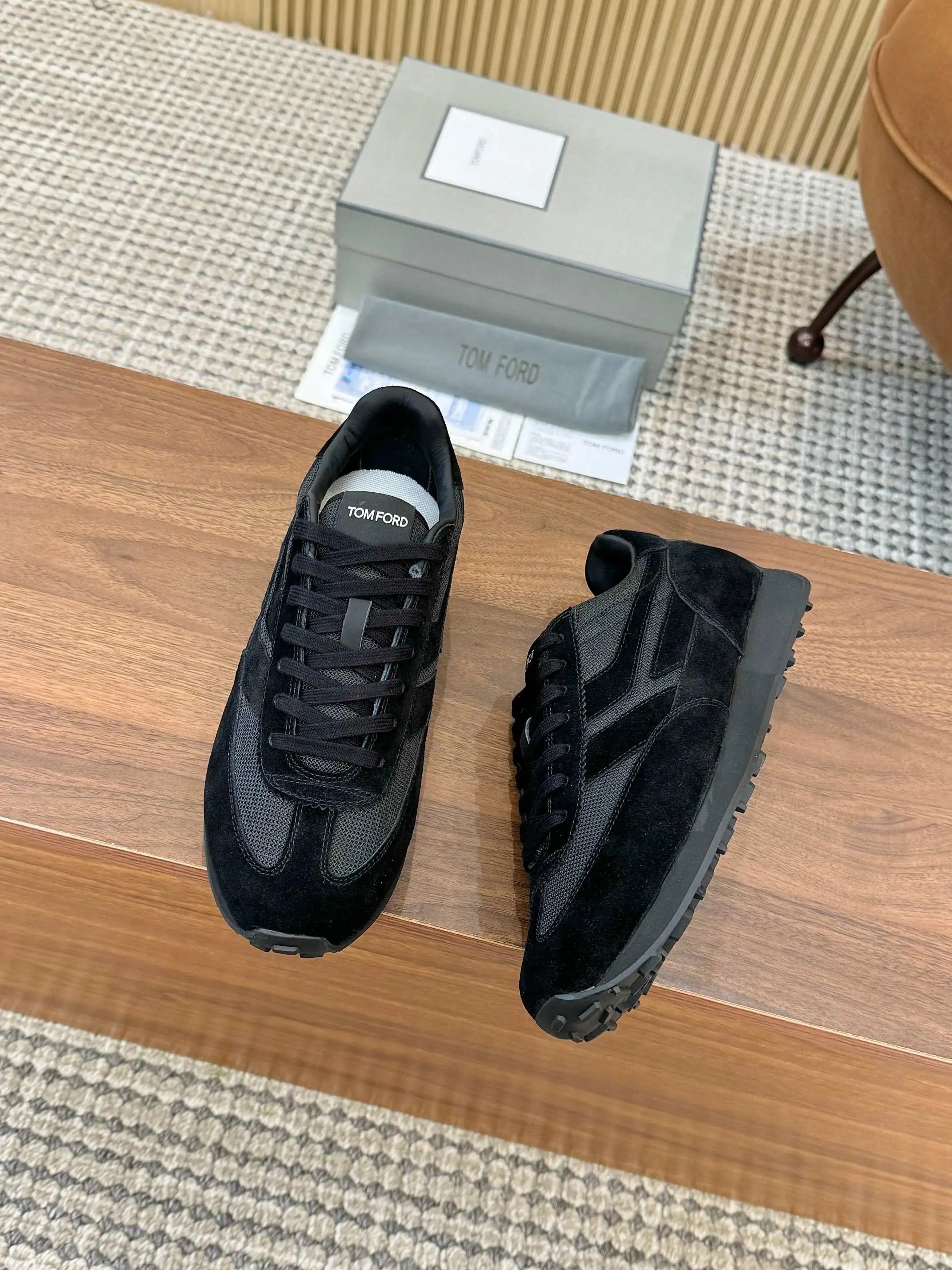 Retro Suede Mesh Low Top Sneakers Jet Black - Gallery Image 5 - Detailed View