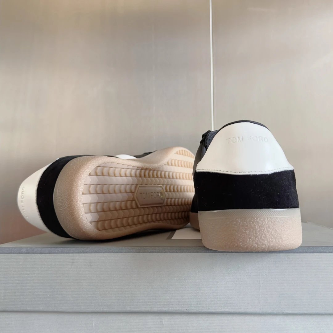 Suede Leather Trainer Sneakers Ivory Black - Gallery Image 9 - Detailed View