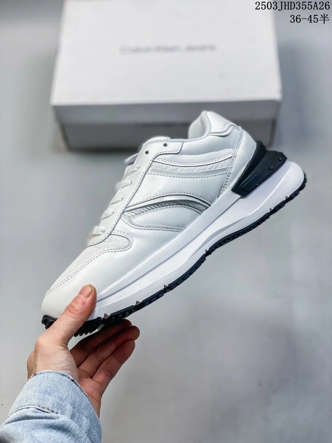 Luxury Leather Running Sneakers Retro Style in Pearl White - Gallery Image 3 - Detailed View
