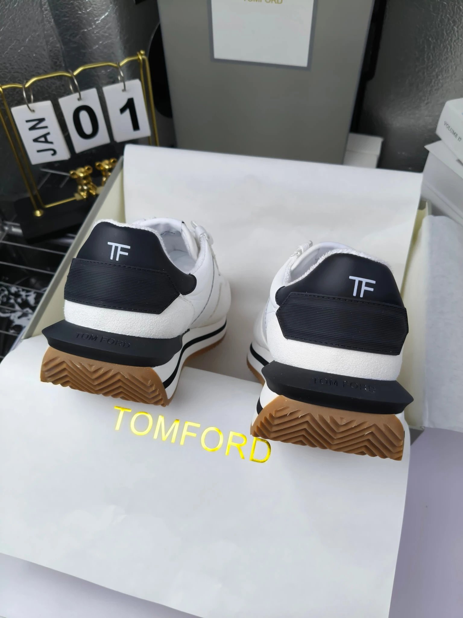 Vintage Leather Platform Sneakers Ivory - Gallery Image 3 - Detailed View