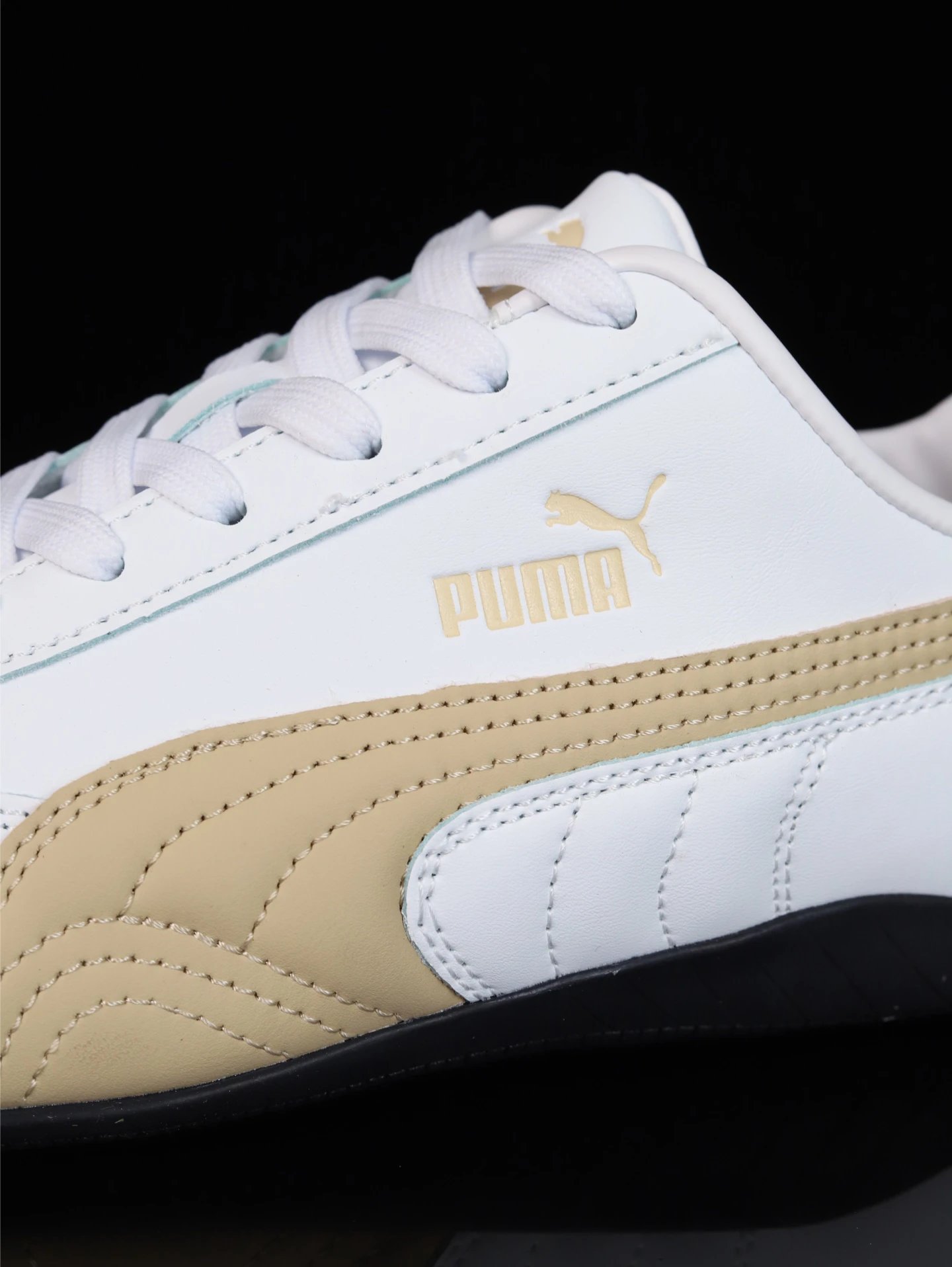 Puma Roma M Motorsport Sneakers White-Gold - Gallery Image 8 - Detailed View