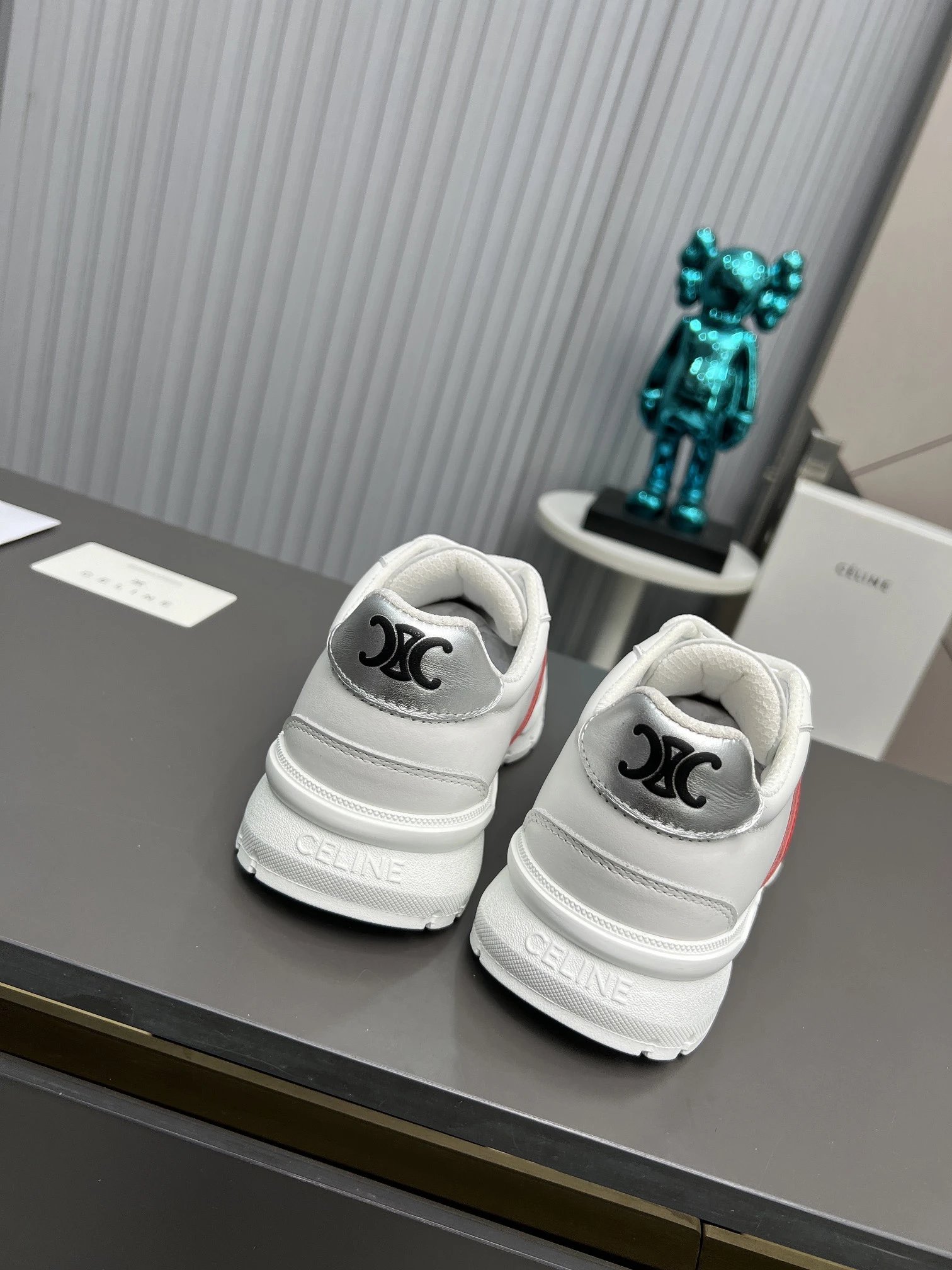 Retro Chunky Dad Sneakers Leather Unisex Scarlet Blue - Gallery Image 4 - Detailed View