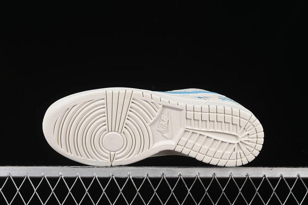 Casual Leather Sneakers Ivory Azure - Gallery Image 3 - Detailed View