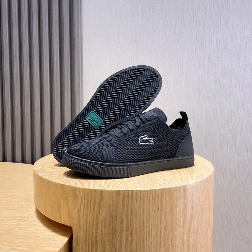 Lacoste Classic Sneakers Black - Gallery Image 8 - Detailed View
