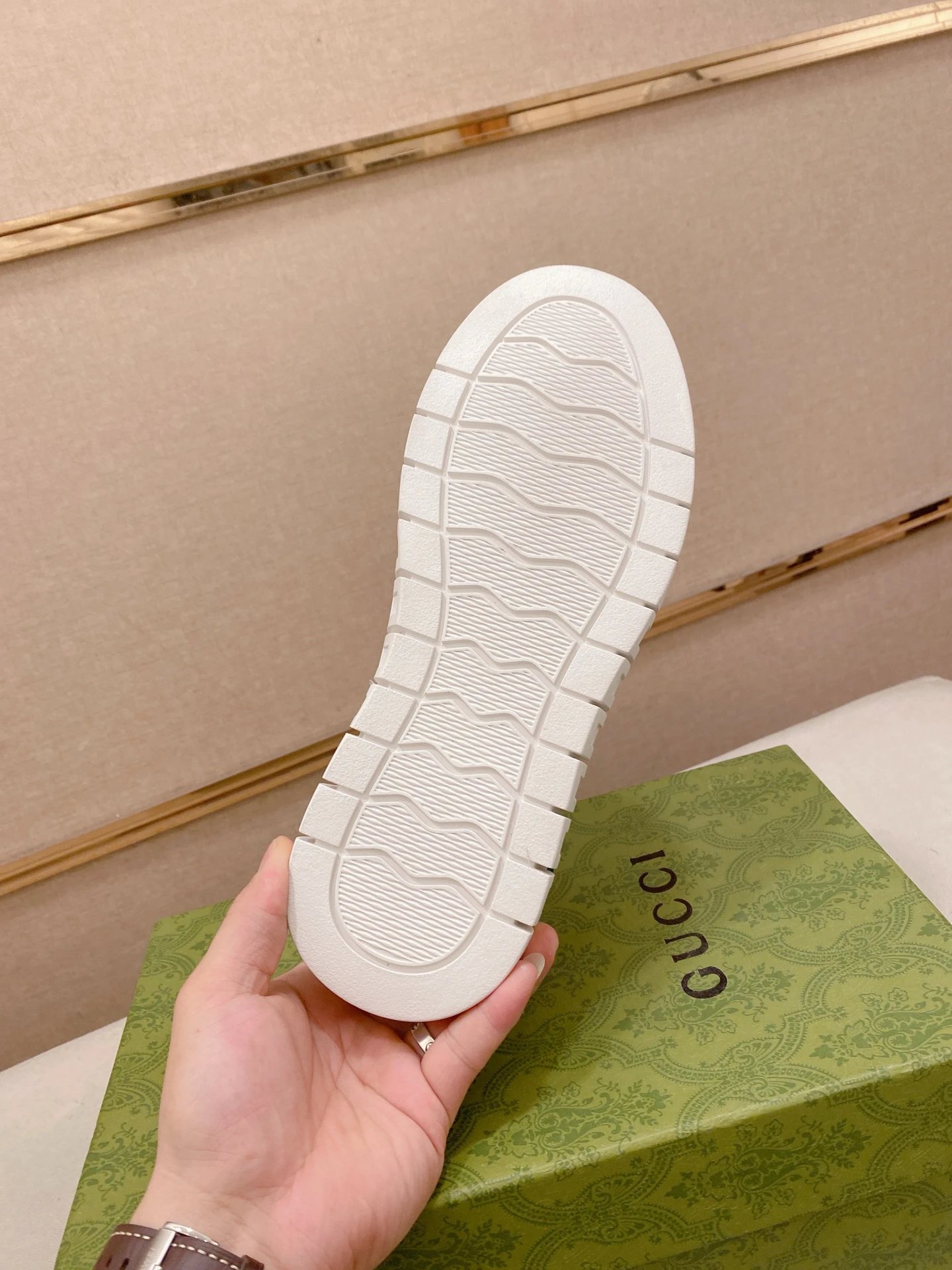 Gucci Slip-On Sneakers Brown - Gallery Image 9 - Detailed View